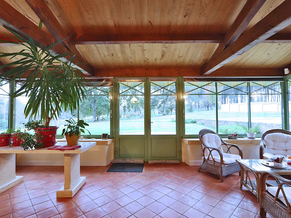 Bergerac, New Aquitaine, 24100, FR, 6 Bedrooms Bedrooms, ,4 BathroomsBathrooms,Residential,For Sale,1995551