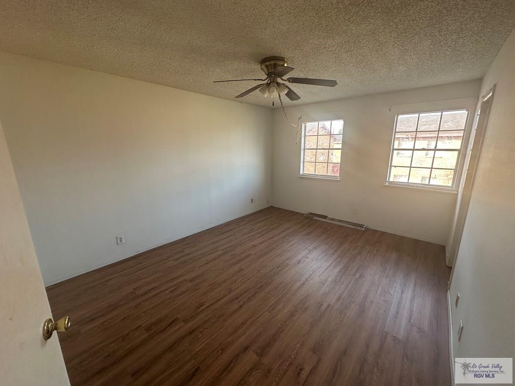 Brownsville, Texas, 78521, United States, 12 Bedrooms Bedrooms, ,4 BathroomsBathrooms,Residential,For Sale,1723212