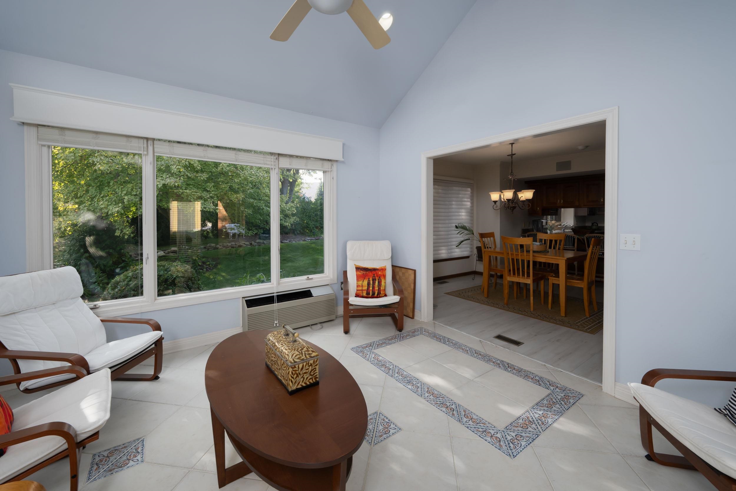 Fort Wayne, Indiana, 46804, United States, 3 Bedrooms Bedrooms, ,4 BathroomsBathrooms,Residential,For Sale,1941631