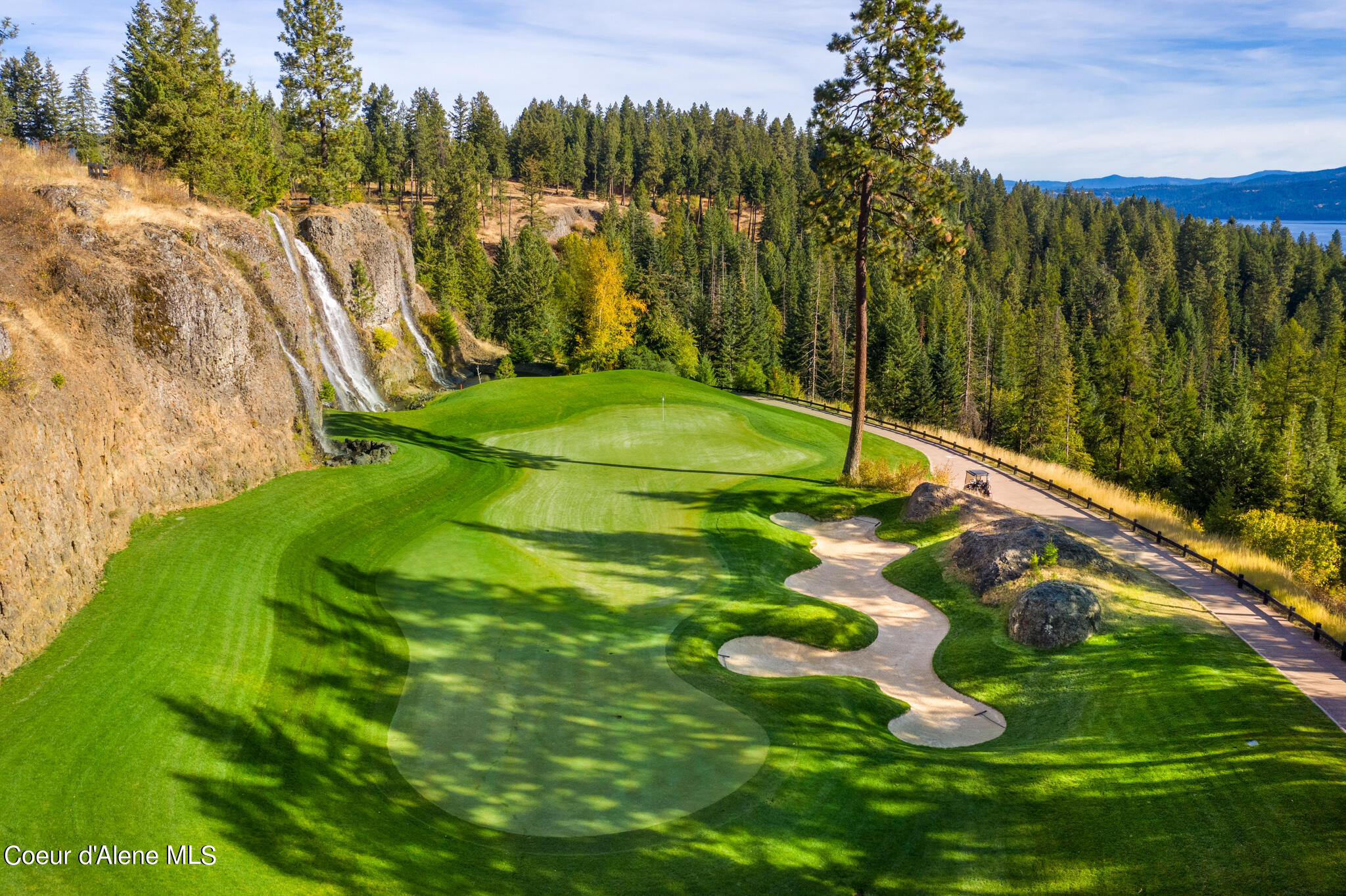 Coeur D'alene, Idaho, 83814, United States, 3 Bedrooms Bedrooms, ,2 BathroomsBathrooms,Residential,For Sale,1926176