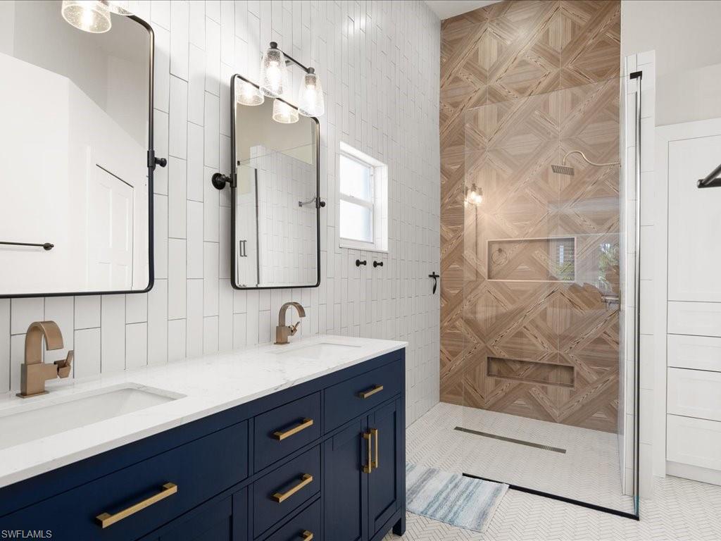 792 Wiggins Bay Dr Unit 20R, Naples, Florida, 34110, United States, 3 Bedrooms Bedrooms, ,2 BathroomsBathrooms,Residential,For Sale,792 Wiggins Bay Dr Unit 20R,1673375