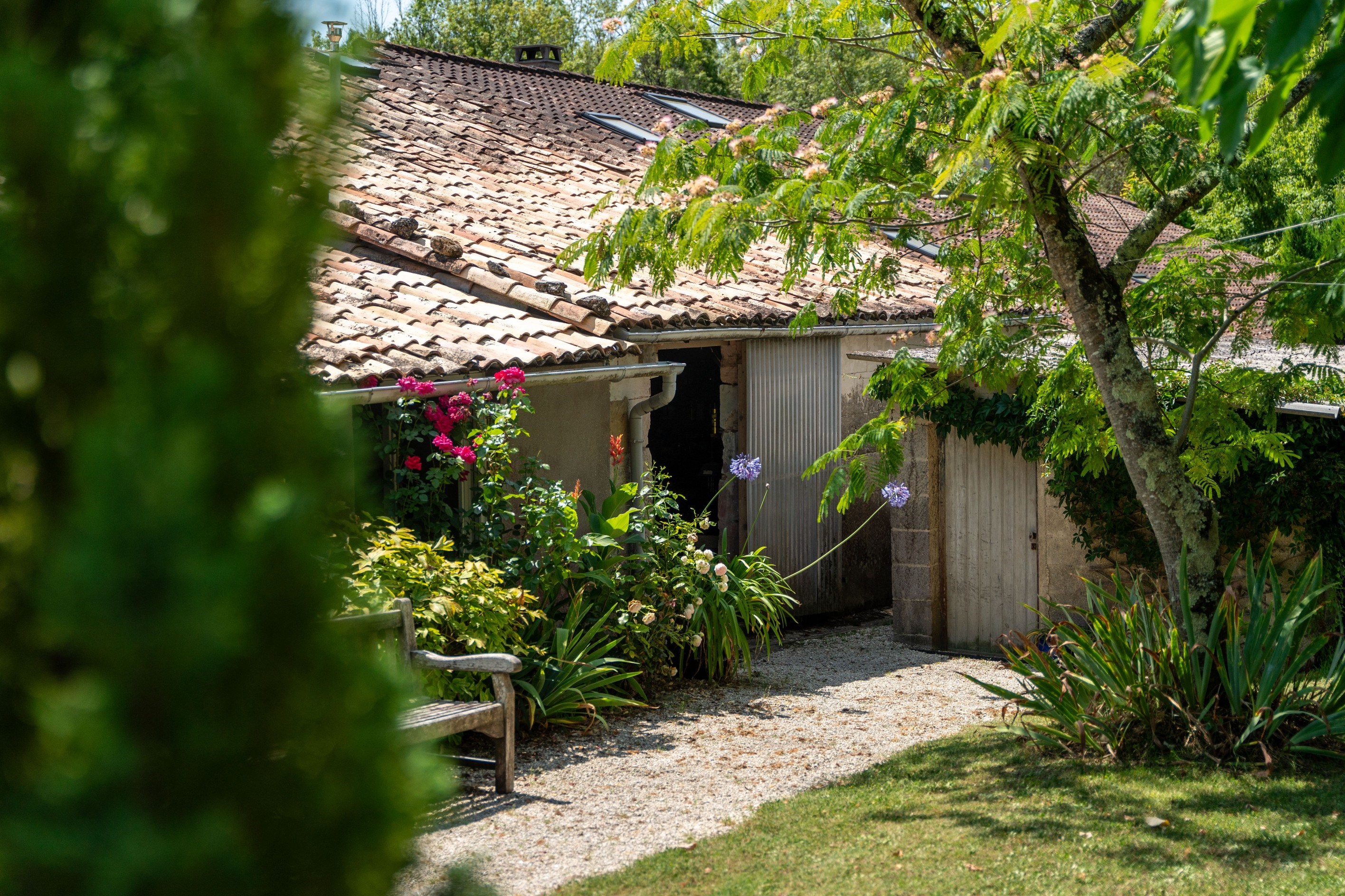  BEAUTIFUL ESTATE WITH TWO COTTAGES AND SWIMMING POOL ESTUARY PLACE - 物件實景