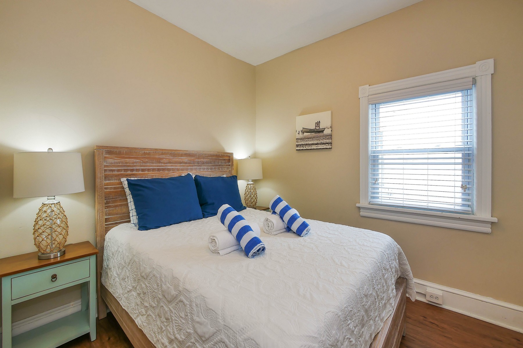  16 N Nashville Ave - 物件實景