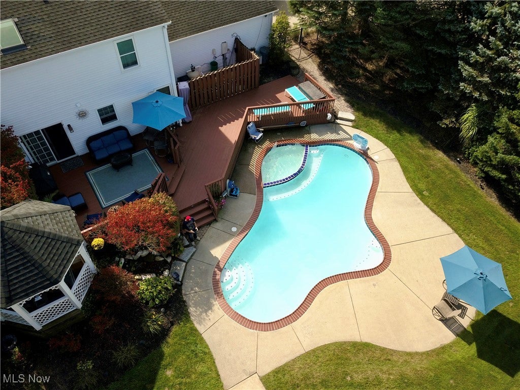 Solon, Ohio, 44139, United States, 4 Bedrooms Bedrooms, ,3 BathroomsBathrooms,Residential,For Sale,1981098