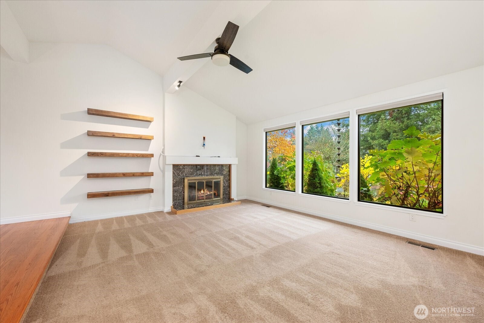 Renton, Washington, 98059, United States, 4 Bedrooms Bedrooms, ,1 BathroomBathrooms,Residential,For Sale,1989503