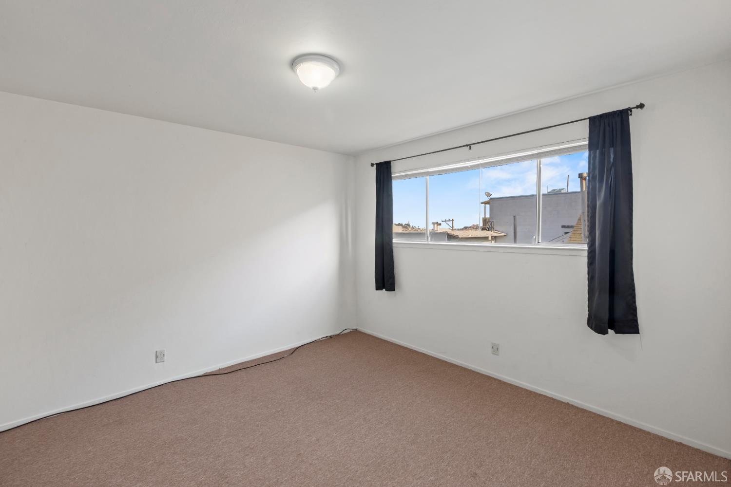 San Francisco, California, 94112, United States, 8 Bedrooms Bedrooms, ,Residential,For Sale,1999108