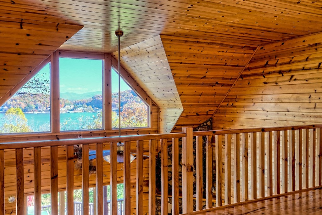 Young Harris, Georgia, 30582, United States, 4 Bedrooms Bedrooms, ,5 BathroomsBathrooms,Residential,For Sale,1987920