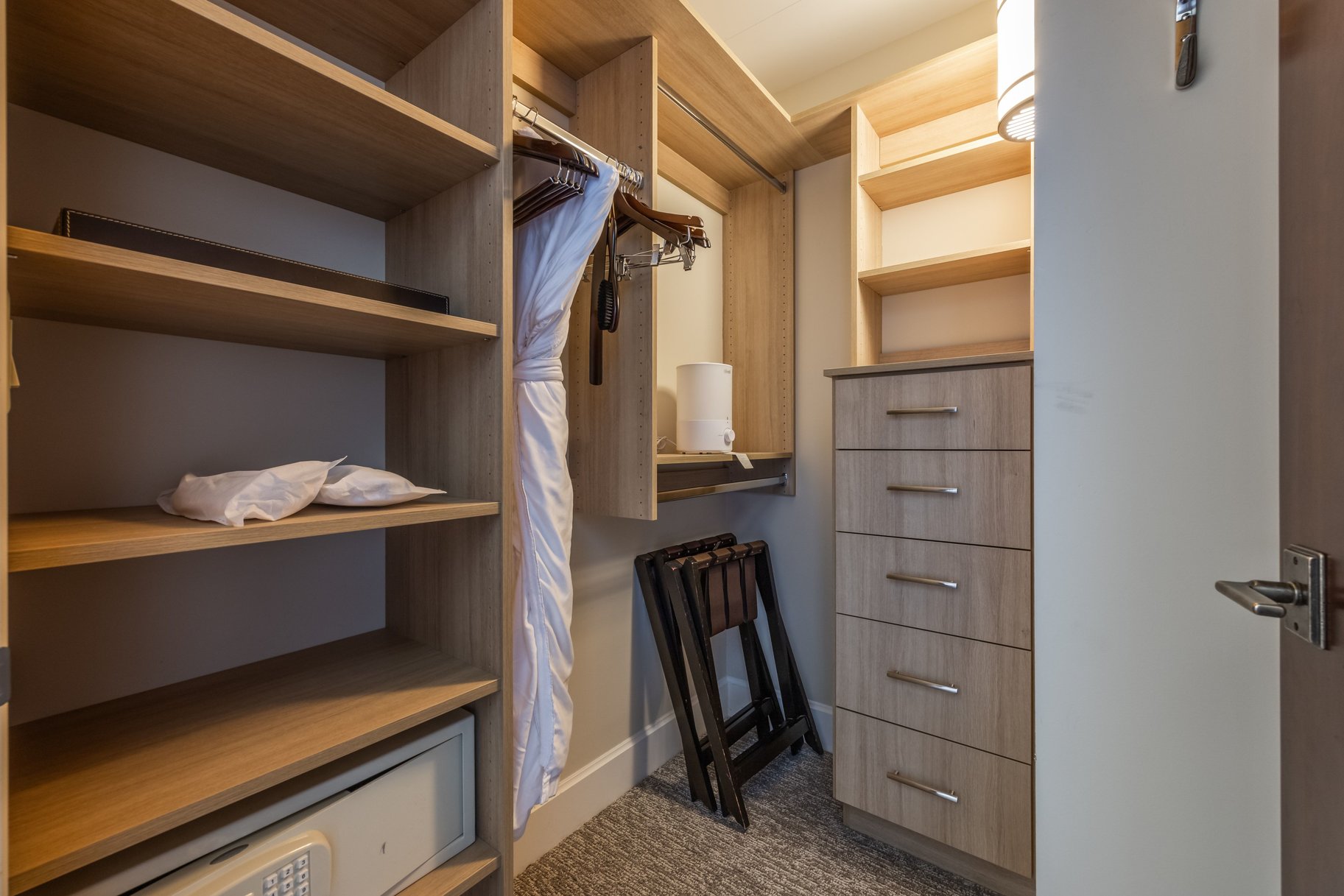  Warmth, reimagined at Altitude, 2 Bedroom + Den, Montage Residences Deer Valley - 物件實景