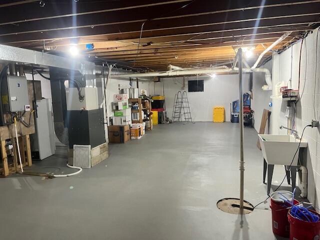 Branch, Michigan, 49402, United States, 5 Bedrooms Bedrooms, ,4 BathroomsBathrooms,Residential,For Sale,1986273