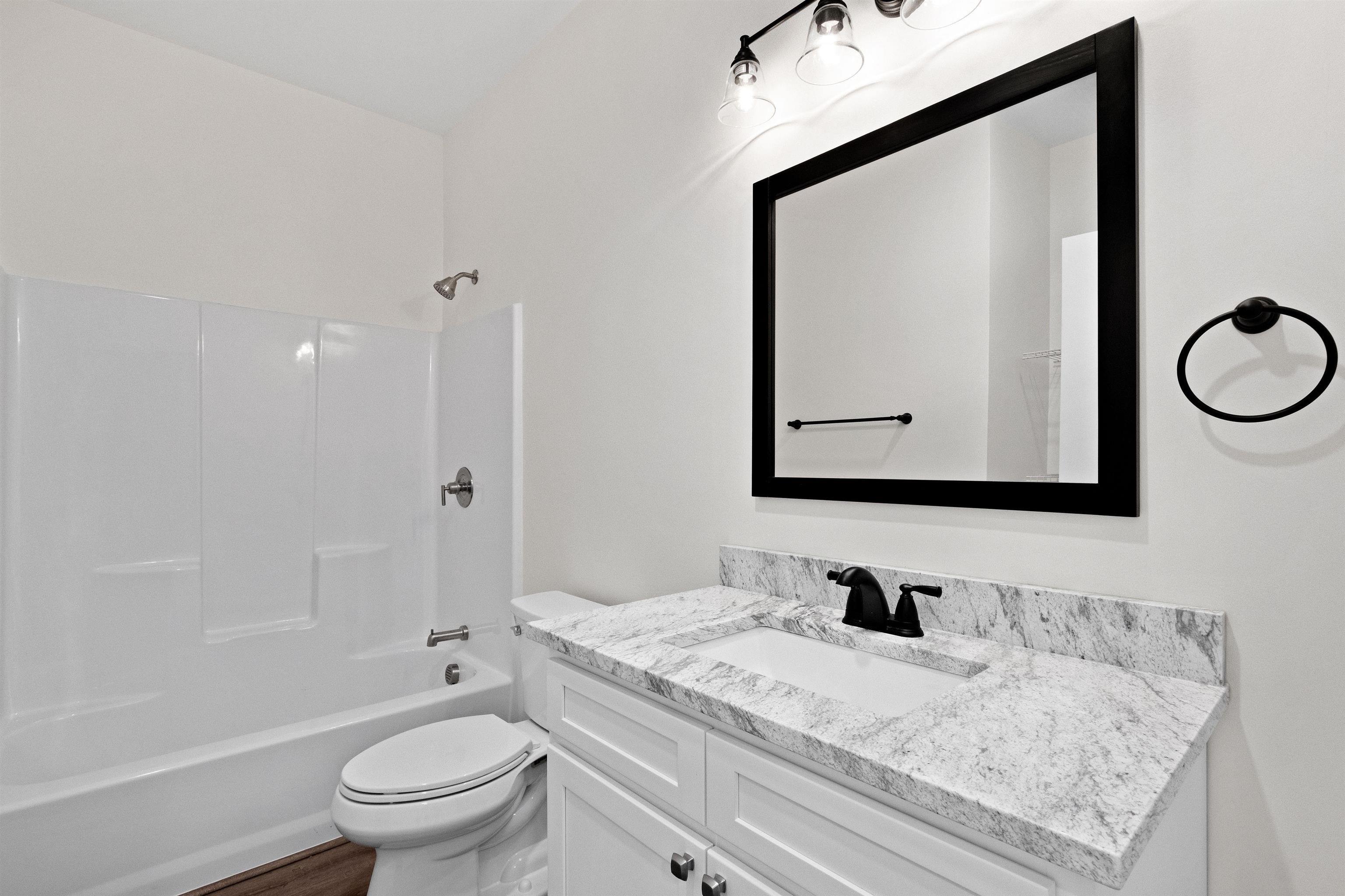 Lincoln, New Hampshire, 03251, United States, 4 Bedrooms Bedrooms, ,3 BathroomsBathrooms,Residential,For Sale,1922884