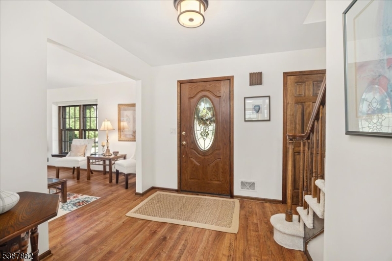 Clinton Twp., New Jersey, 08801, United States, 4 Bedrooms Bedrooms, ,3 BathroomsBathrooms,Residential,For Sale,1988137