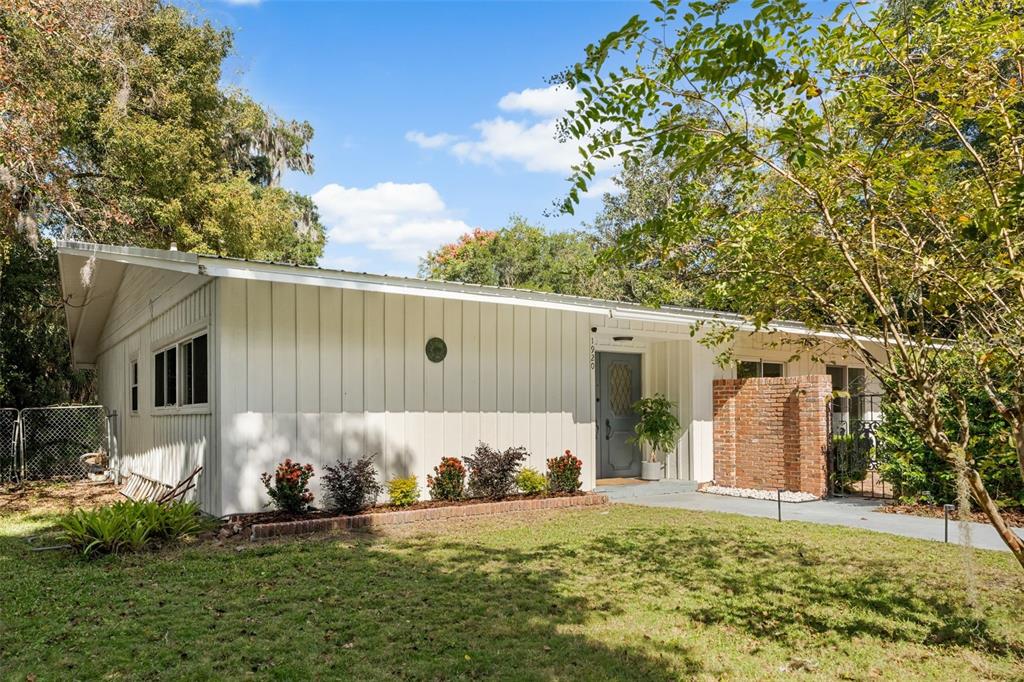 Gainesville, Florida, 32605, United States, 4 Bedrooms Bedrooms, ,3 BathroomsBathrooms,Residential,For Sale,1989463