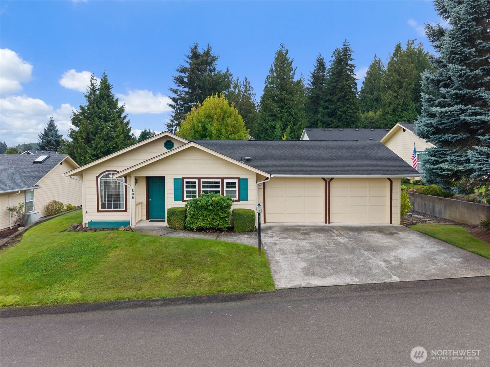 Carl Sandburg Dr, Centralia, WA 98531