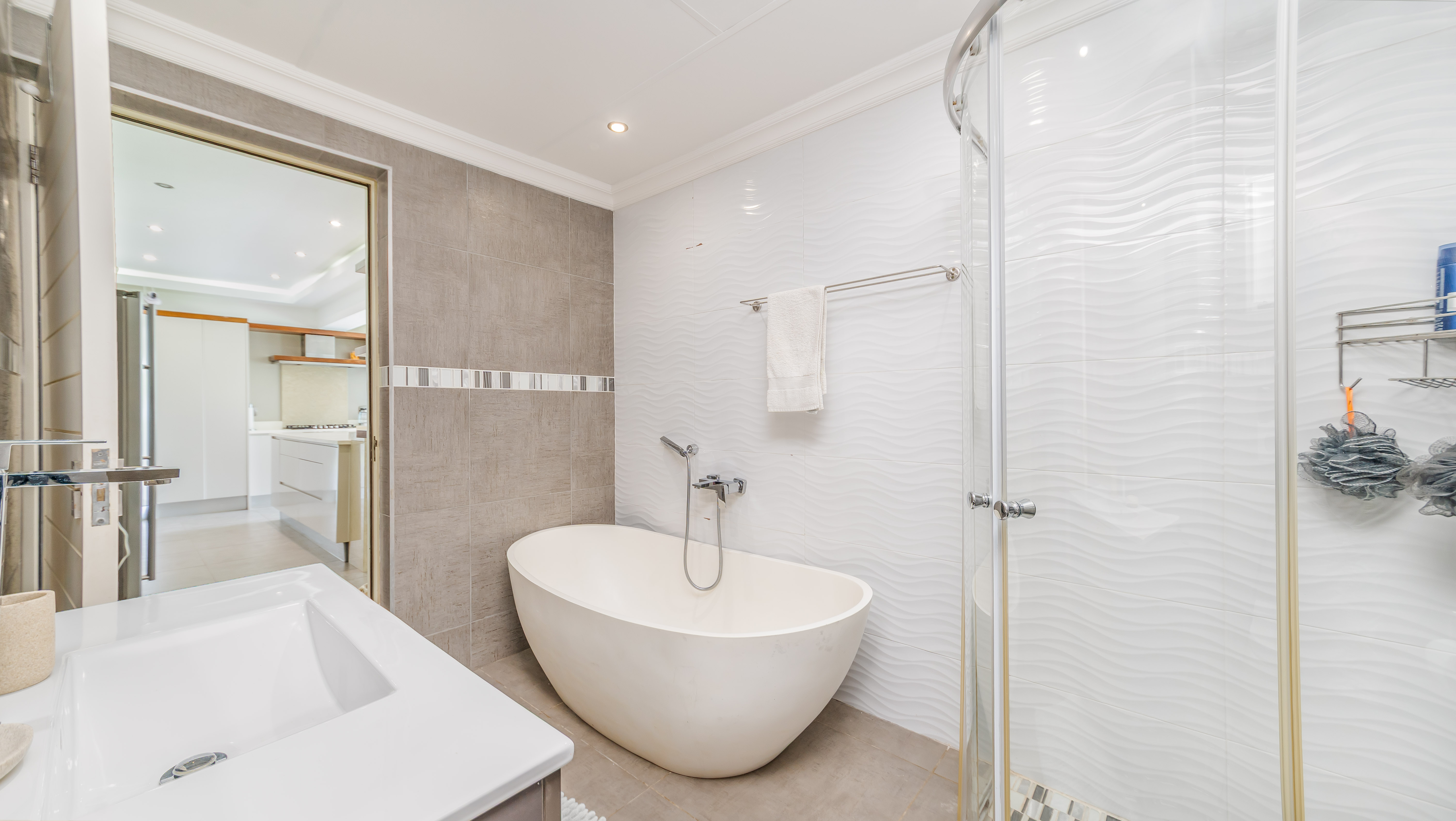  Modern Coastal Garden Residence with Direct Beach Access - 物件實景