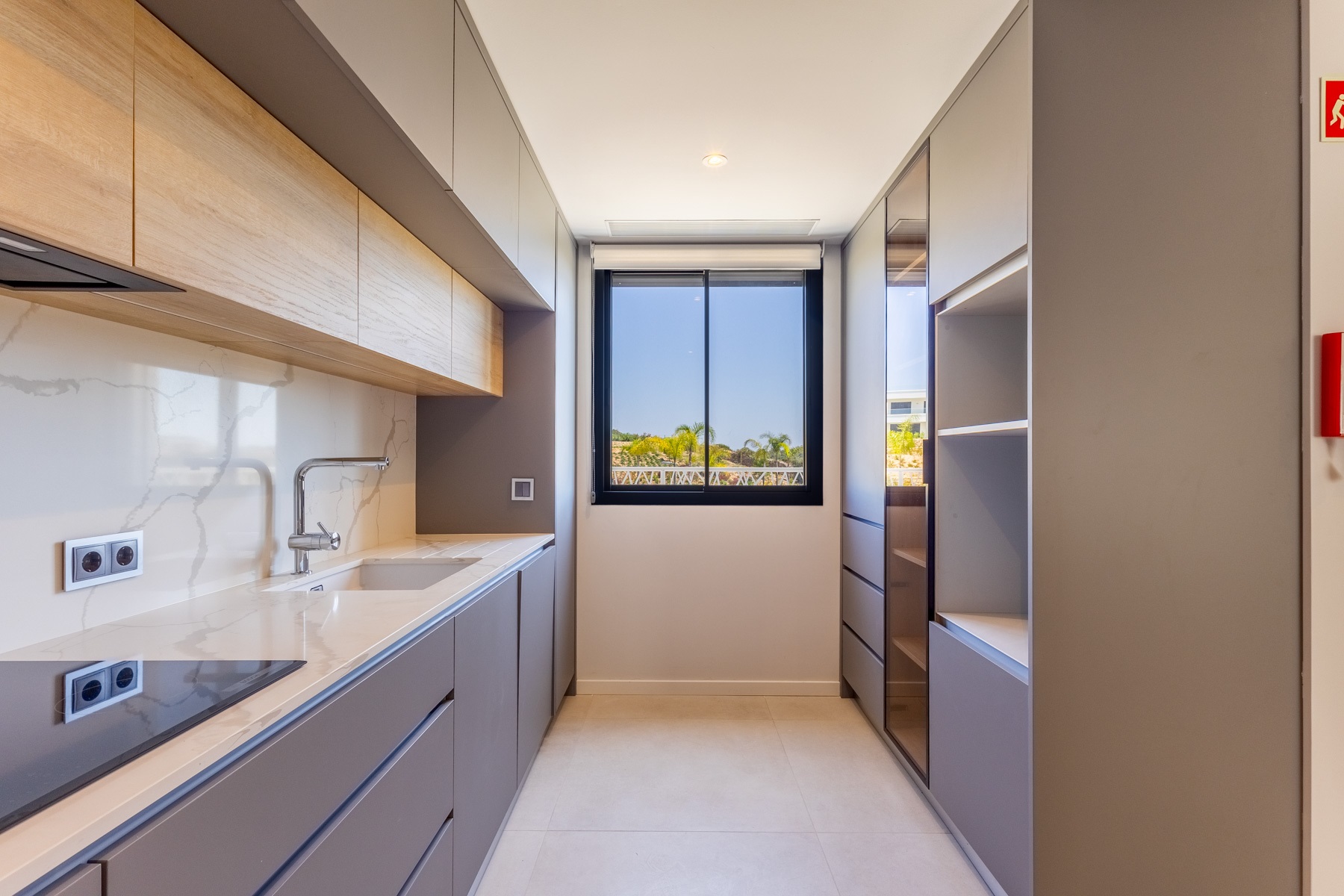  Semi-detached house, 2 bedrooms, for Sale - 物件實景
