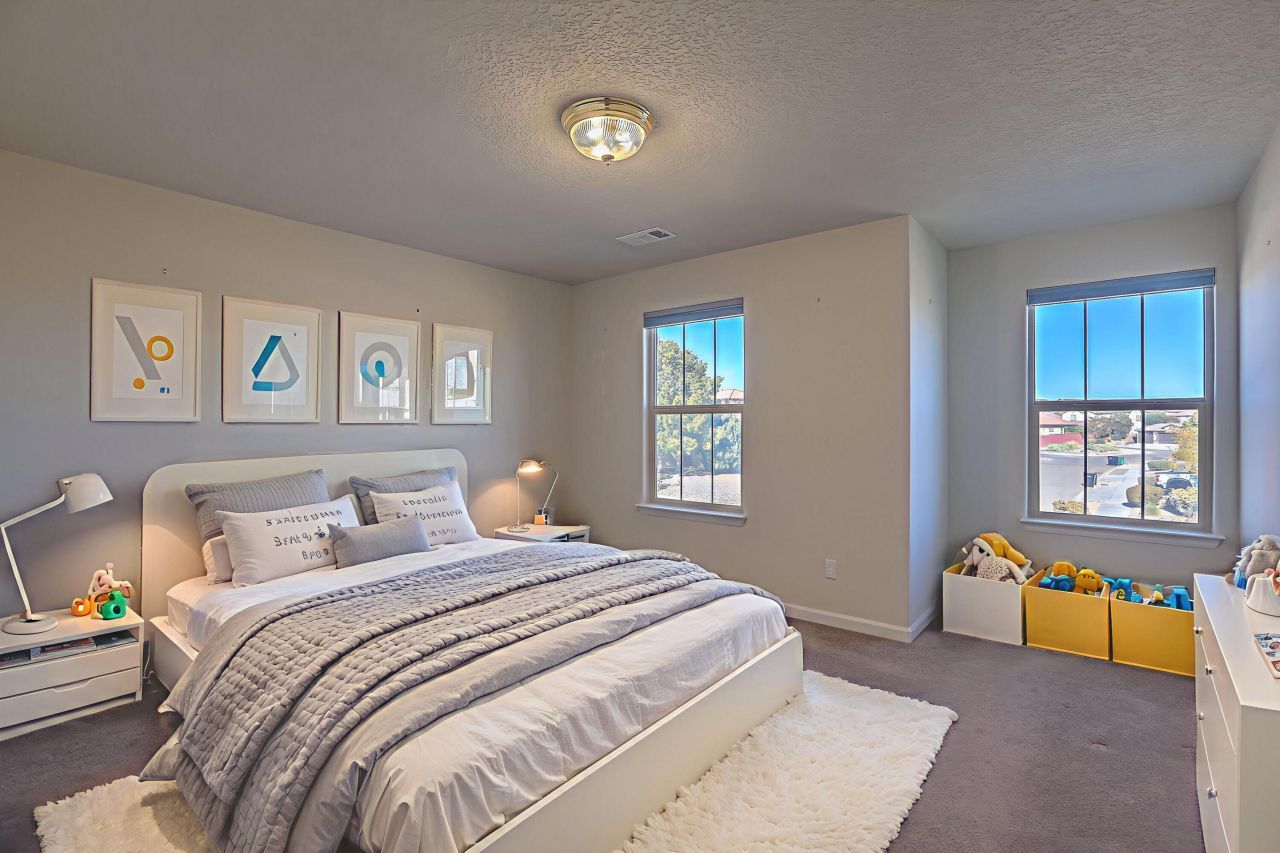 Rio Rancho, New Mexico, 87124, United States, 4 Bedrooms Bedrooms, ,3 BathroomsBathrooms,Residential,For Sale,1987621