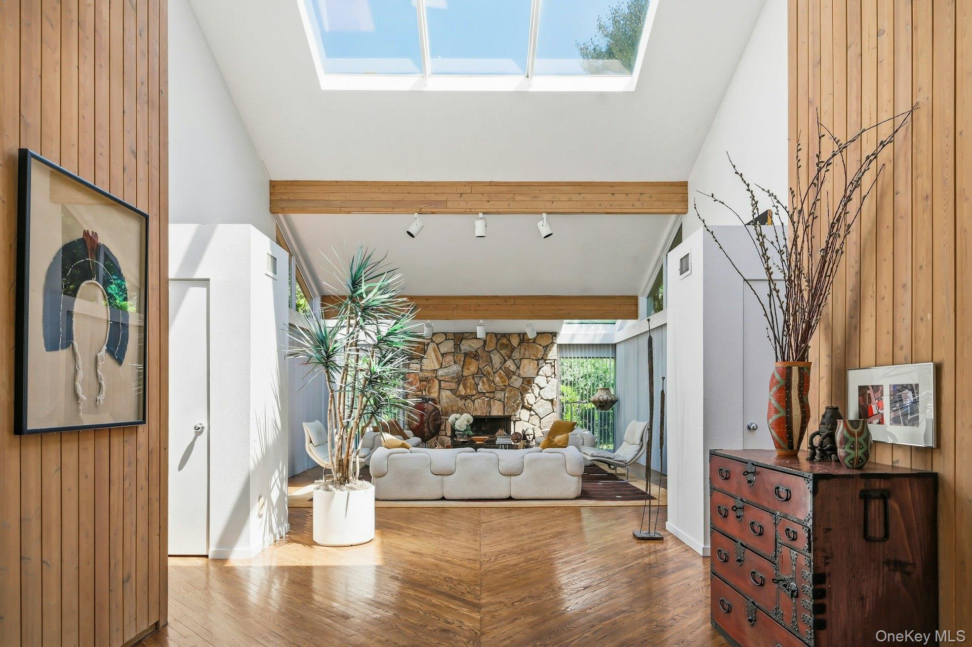  17 Hastings Road, Old Westbury, NY, 11568 - 物件實景