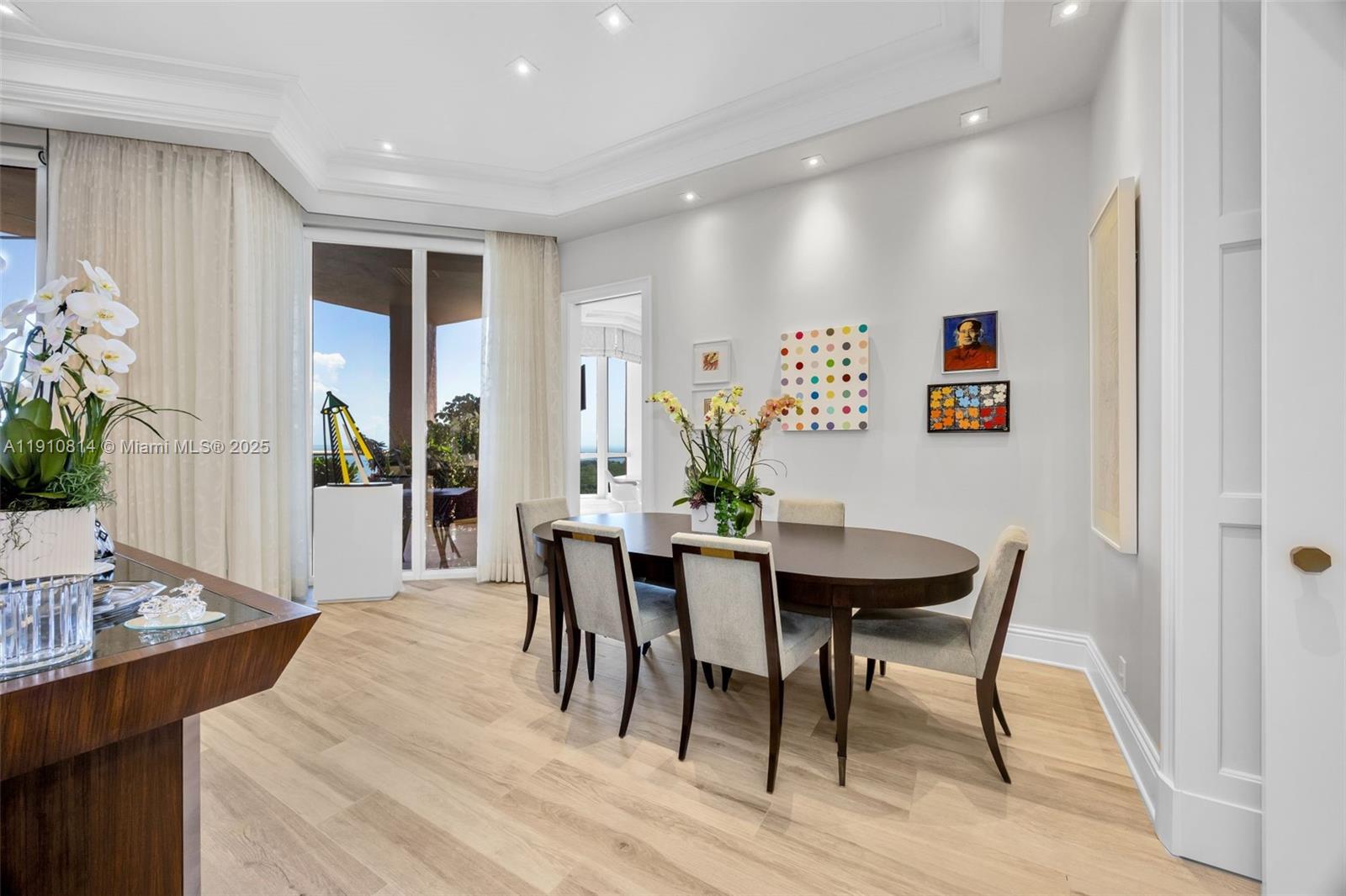 Coral Gables, Florida, 33133, United States, 3 Bedrooms Bedrooms, ,4 BathroomsBathrooms,Residential,For Sale,1989420