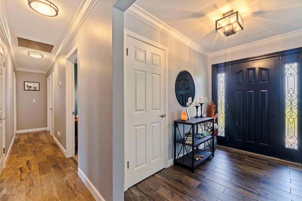 St Petersburg, Florida, 33712, United States, 3 Bedrooms Bedrooms, ,2 BathroomsBathrooms,Residential,For Sale,1907287