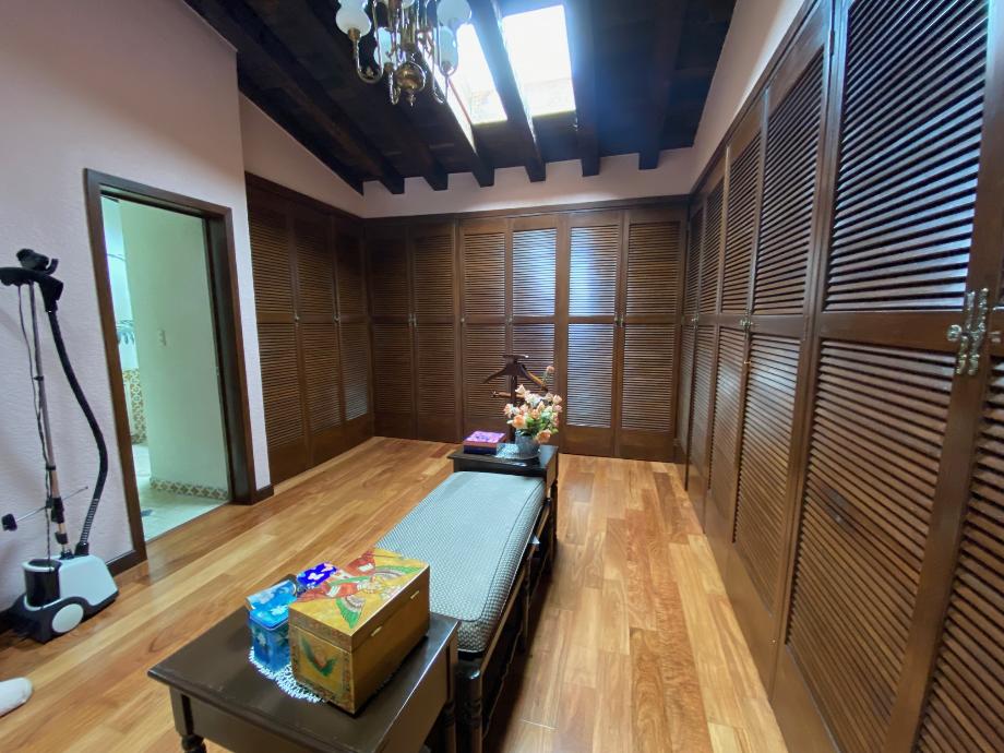 Bosque de Cafetos, Cuajimalpa de Morelos, Ciudad de México, 05120, Mexico, 4 Bedrooms Bedrooms, ,5 BathroomsBathrooms,Residential,For Sale,Bosque de Cafetos,1492063