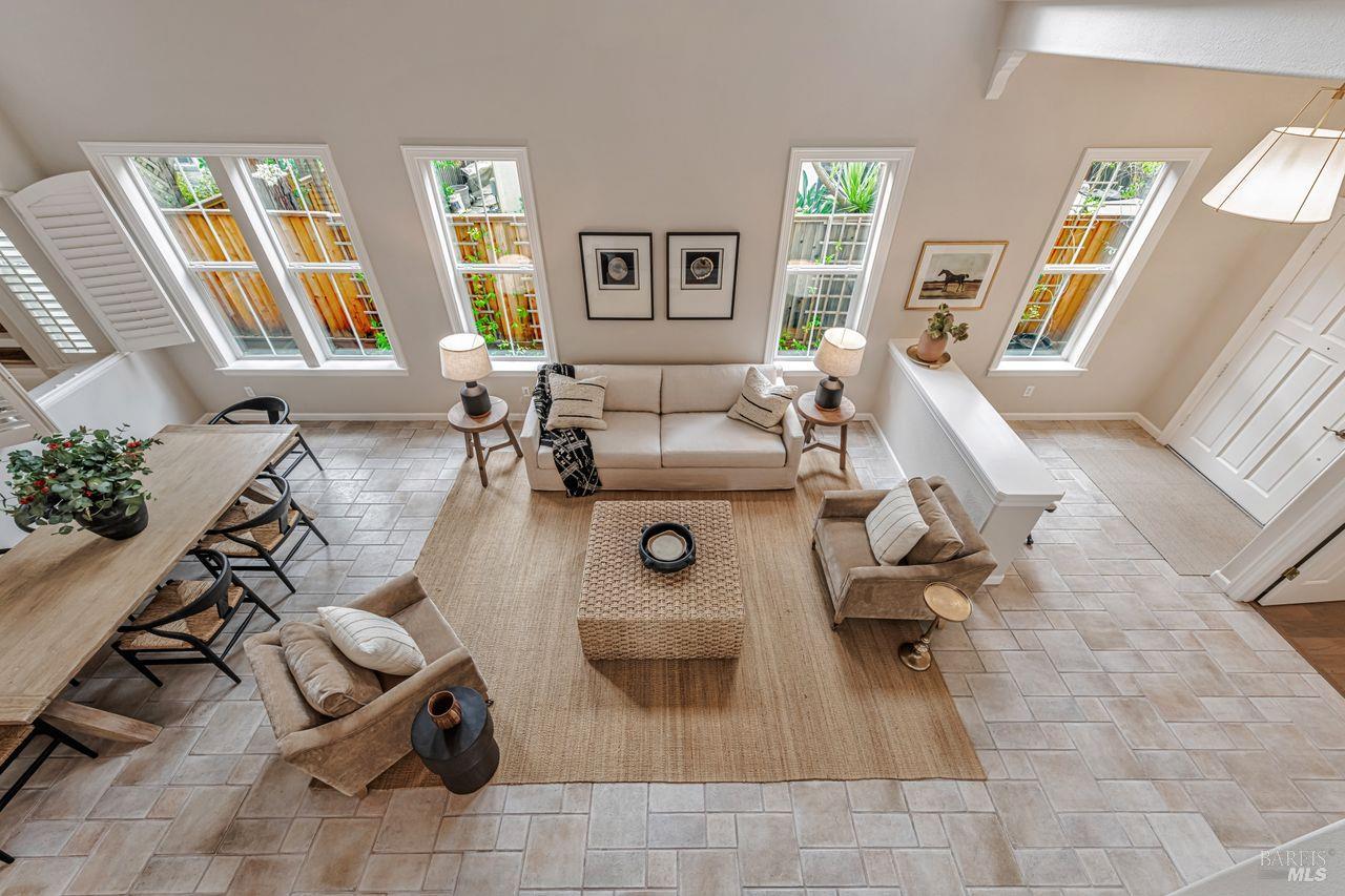 Novato, California, 94949, United States, 5 Bedrooms Bedrooms, ,3 BathroomsBathrooms,Residential,For Sale,1941742