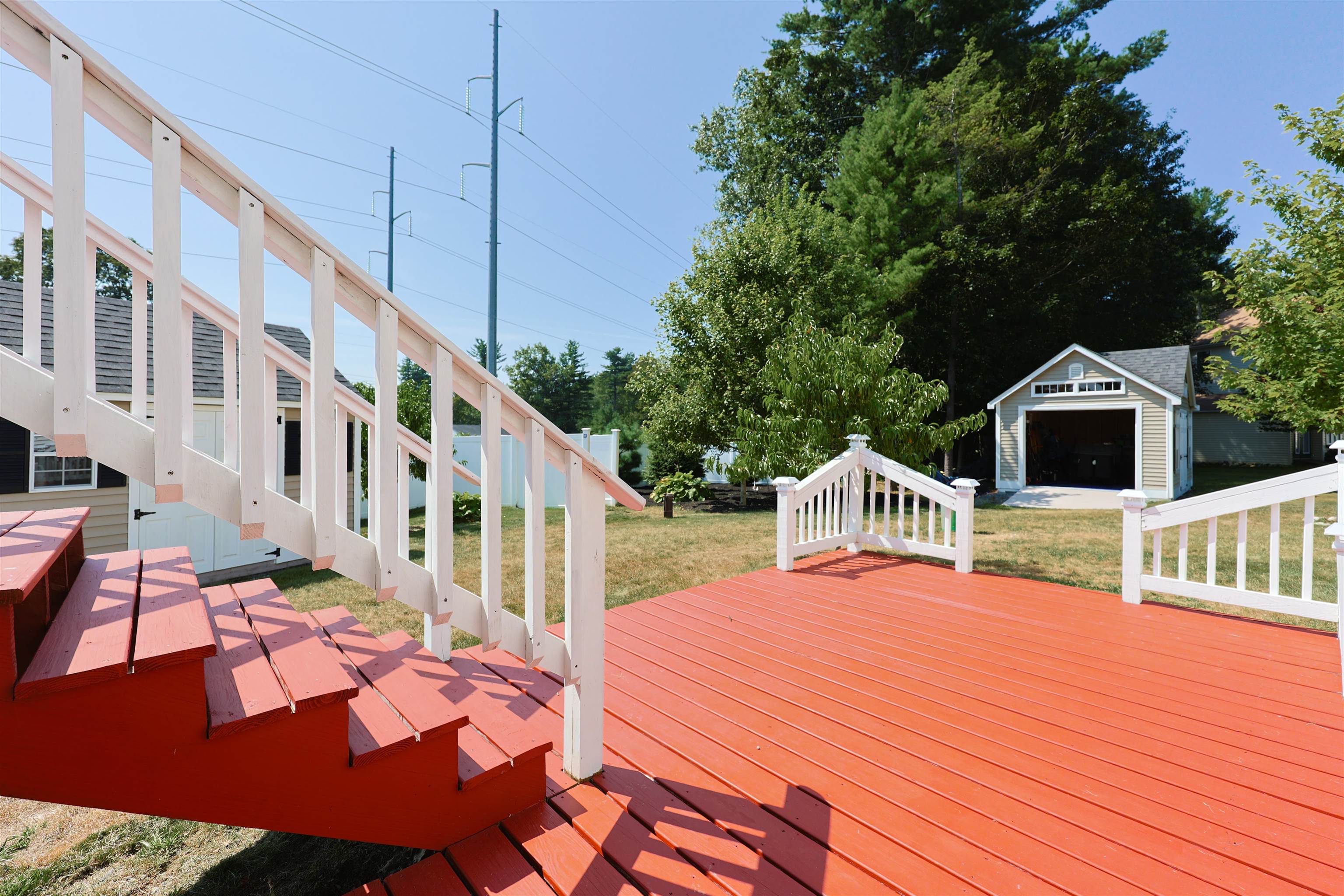 Derry, New Hampshire, 03038, United States, 3 Bedrooms Bedrooms, ,2 BathroomsBathrooms,Residential,For Sale,1926194