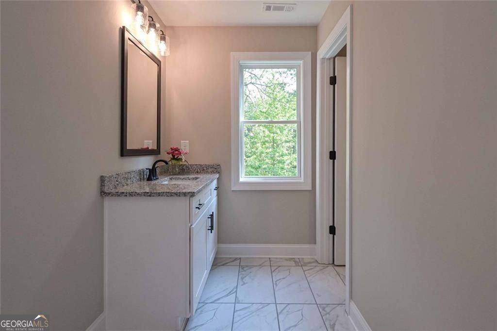 Douglasville, Georgia, 30135, United States, 5 Bedrooms Bedrooms, ,5 BathroomsBathrooms,Residential,For Sale,1876885