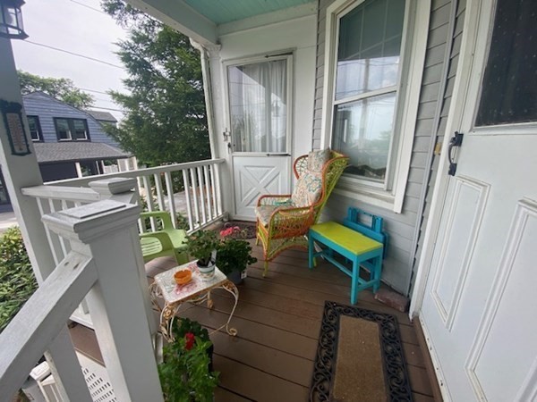 Winthrop, Massachusetts, 02152, United States, 5 Bedrooms Bedrooms, ,2 BathroomsBathrooms,Residential,For Sale,1937973