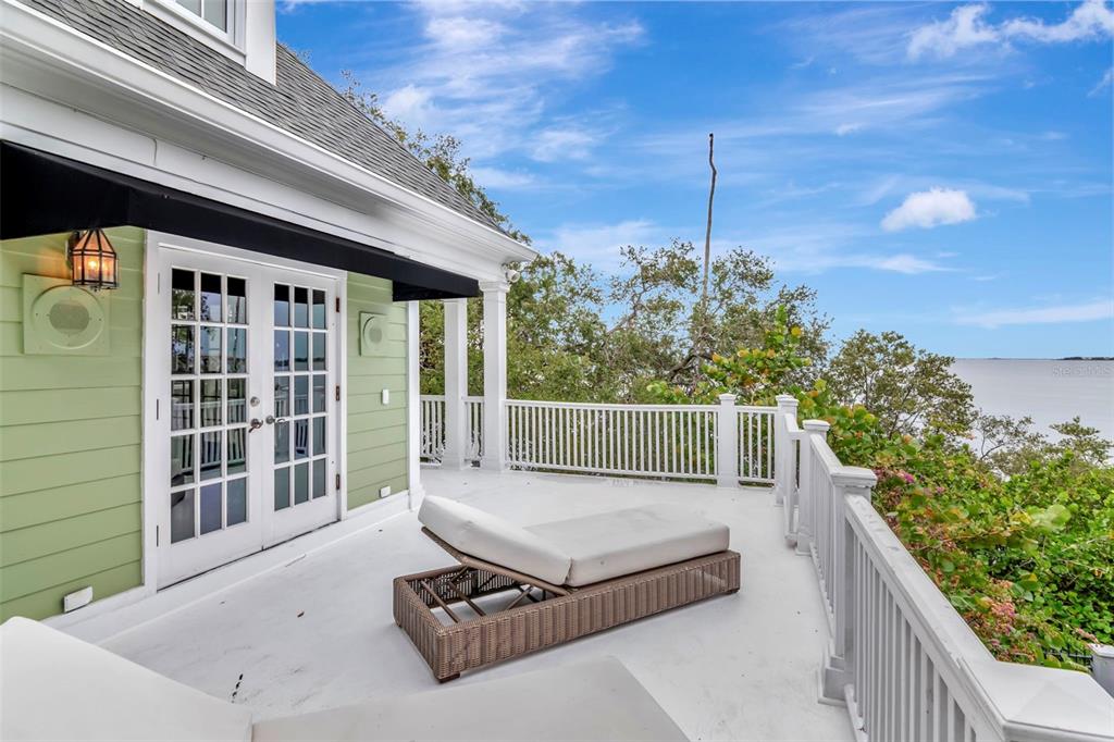 Tampa, Florida, 33611, United States, 5 Bedrooms Bedrooms, ,7 BathroomsBathrooms,Residential,For Sale,1988340