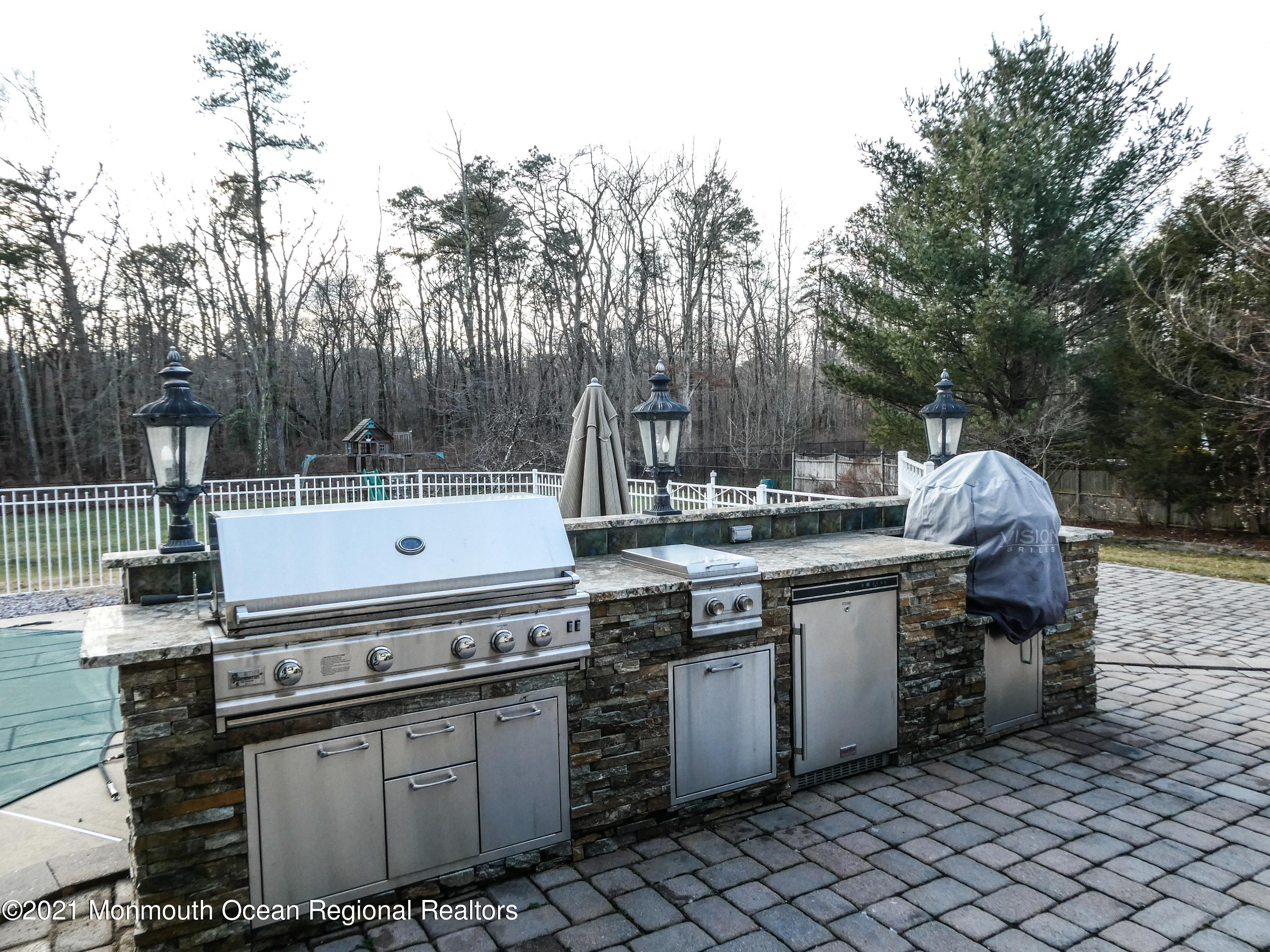 Jackson, New Jersey, 08527, United States, 4 Bedrooms Bedrooms, ,3 BathroomsBathrooms,Residential,For Sale,1944716