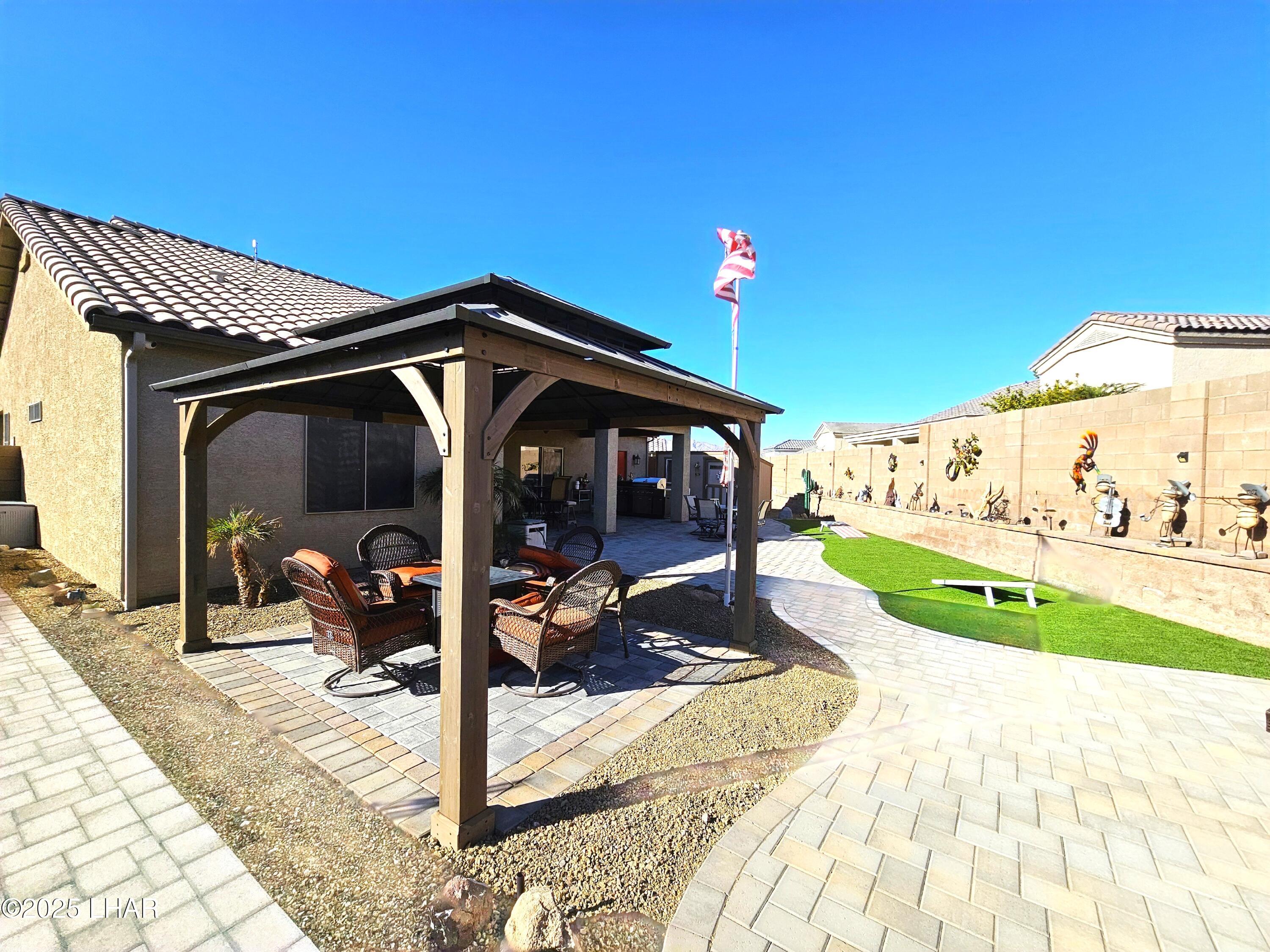 Lake Havasu City, Arizona, 86404, United States, 3 Bedrooms Bedrooms, ,2 BathroomsBathrooms,Residential,For Sale,1957391