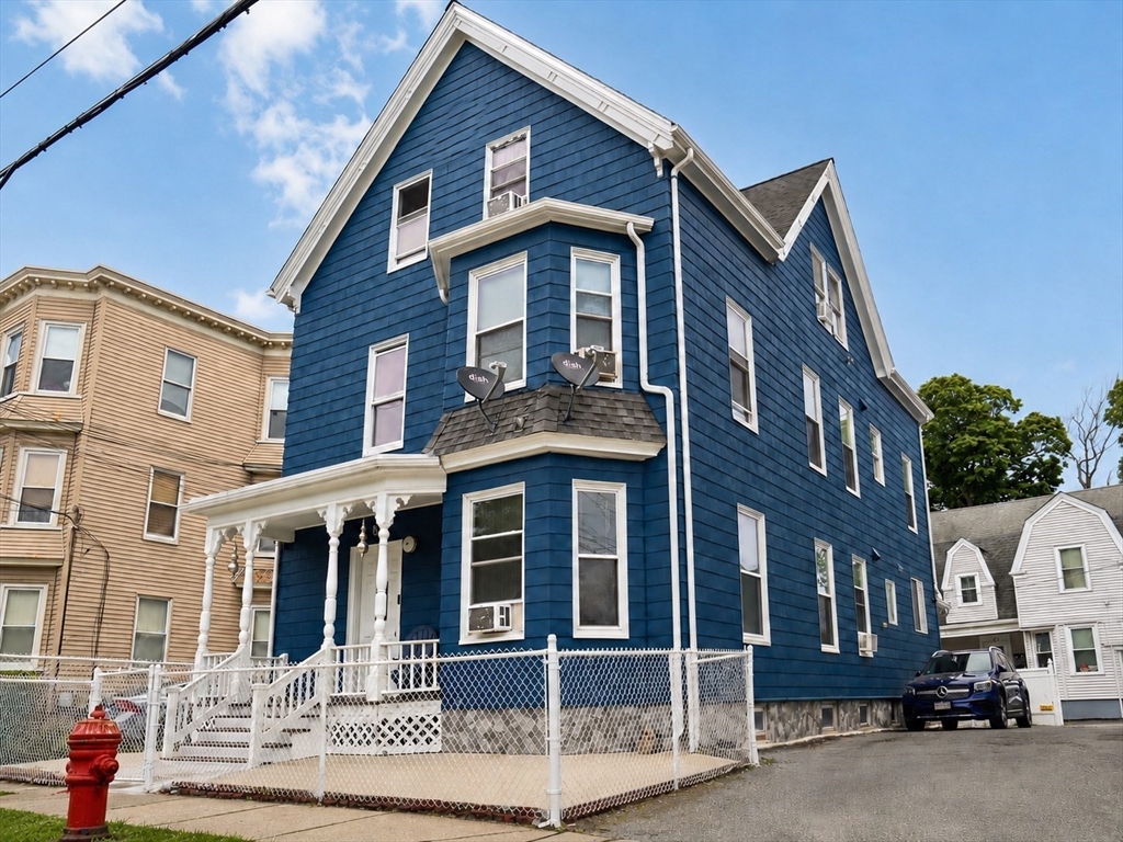 Lynn, Massachusetts, 01904, United States, 8 Bedrooms Bedrooms, ,4 BathroomsBathrooms,Residential,For Sale,2048098