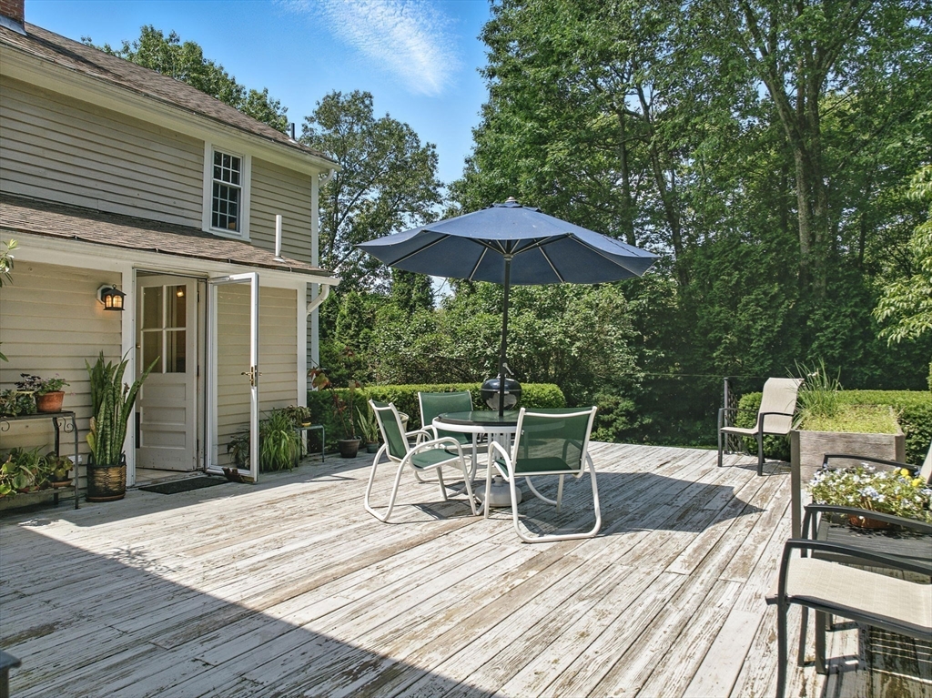 Bolton, Massachusetts, 01740, United States, 4 Bedrooms Bedrooms, ,4 BathroomsBathrooms,Residential,For Sale,1866522