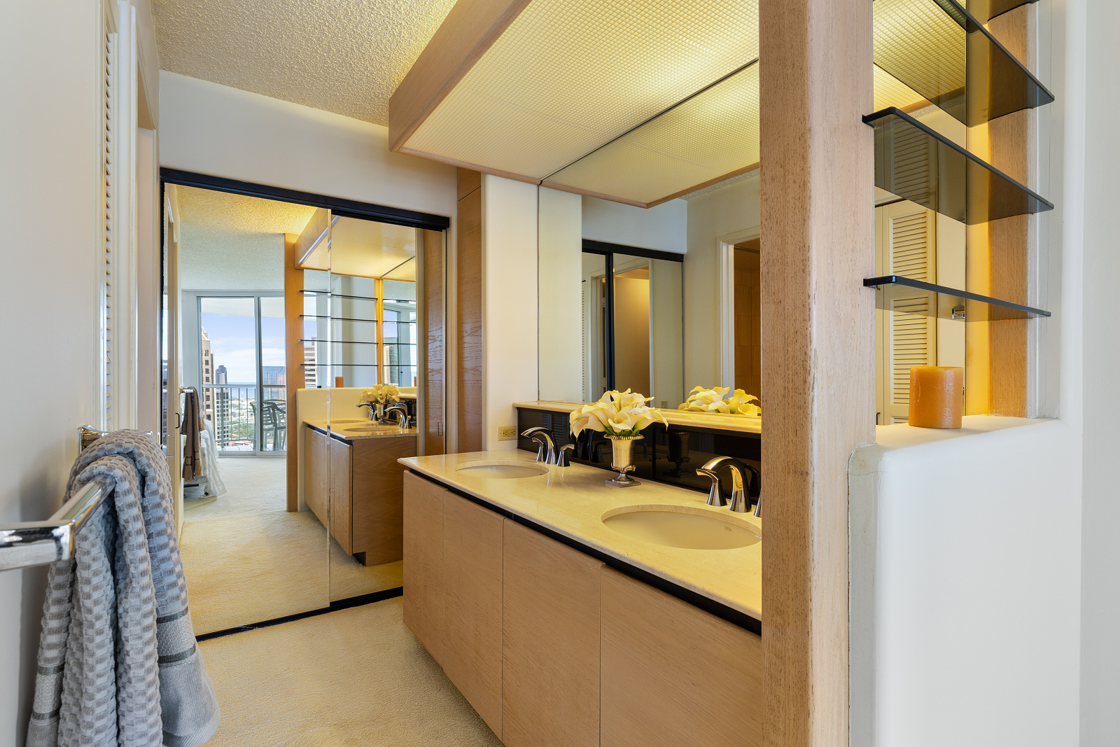 Honolulu, Hawaii, 96817, United States, 2 Bedrooms Bedrooms, ,2 BathroomsBathrooms,Residential,For Sale,1921275