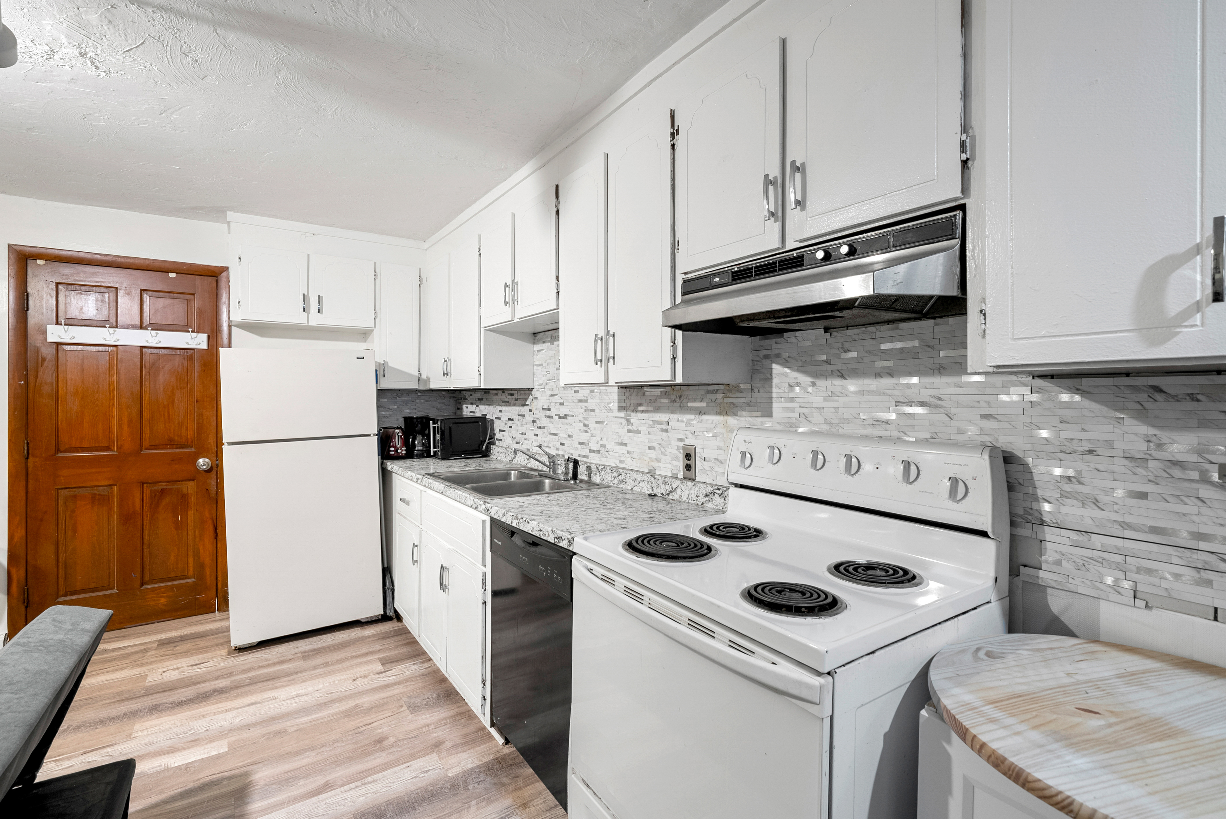  3 London Court, Boston, MA, 02128 - 物件實景