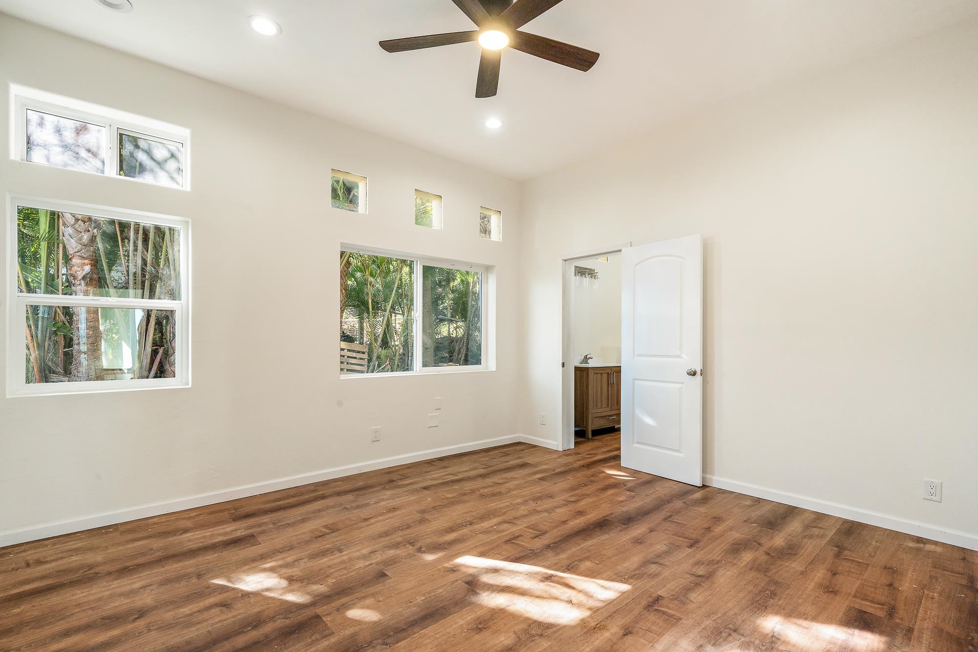 Wailuku, Hawaii, 96793, United States, 2 Bedrooms Bedrooms, ,2 BathroomsBathrooms,Residential,For Sale,2000686