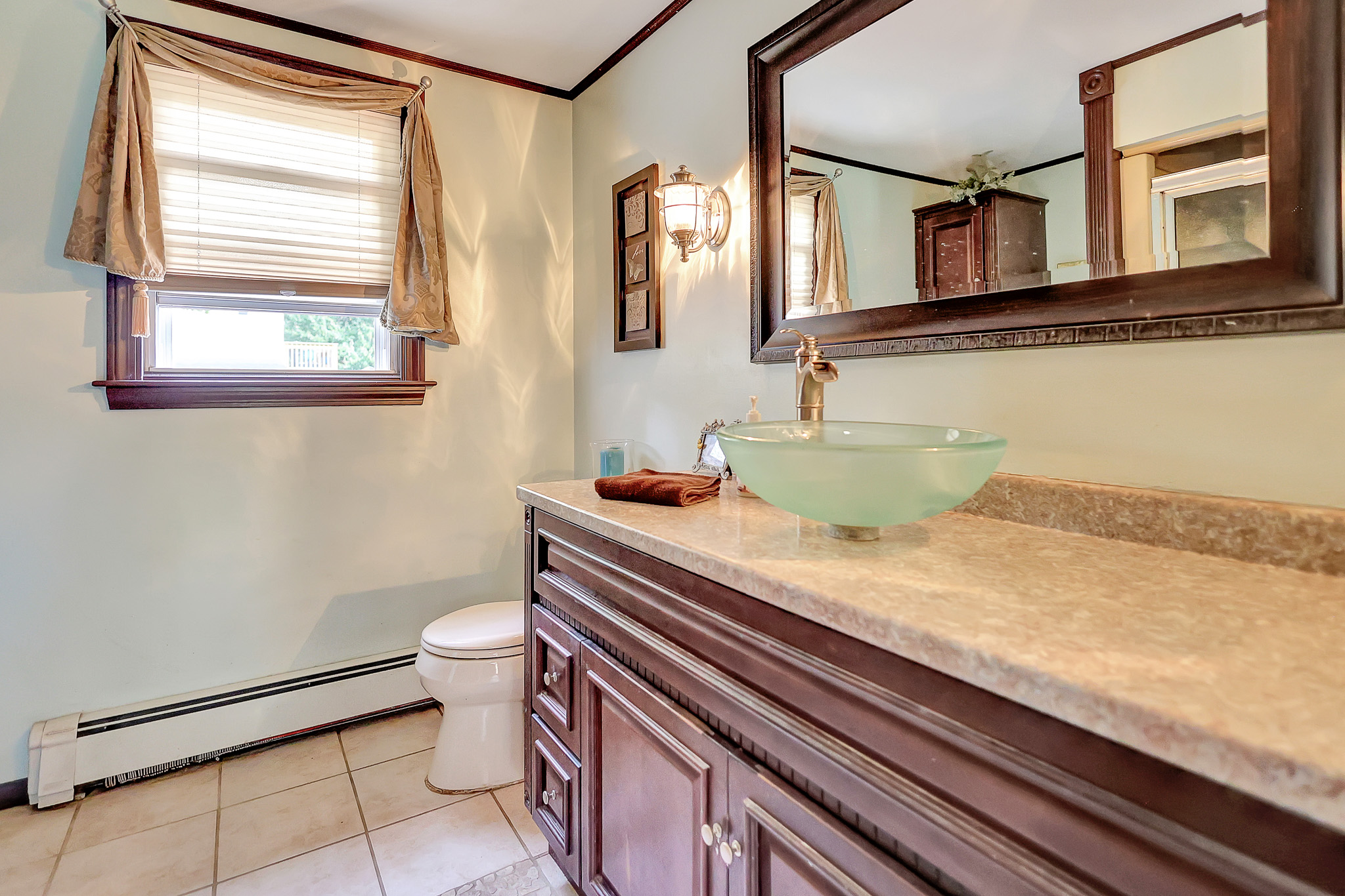Salem, New Hampshire, 03079, United States, 3 Bedrooms Bedrooms, ,2 BathroomsBathrooms,Residential,For Sale,1942641