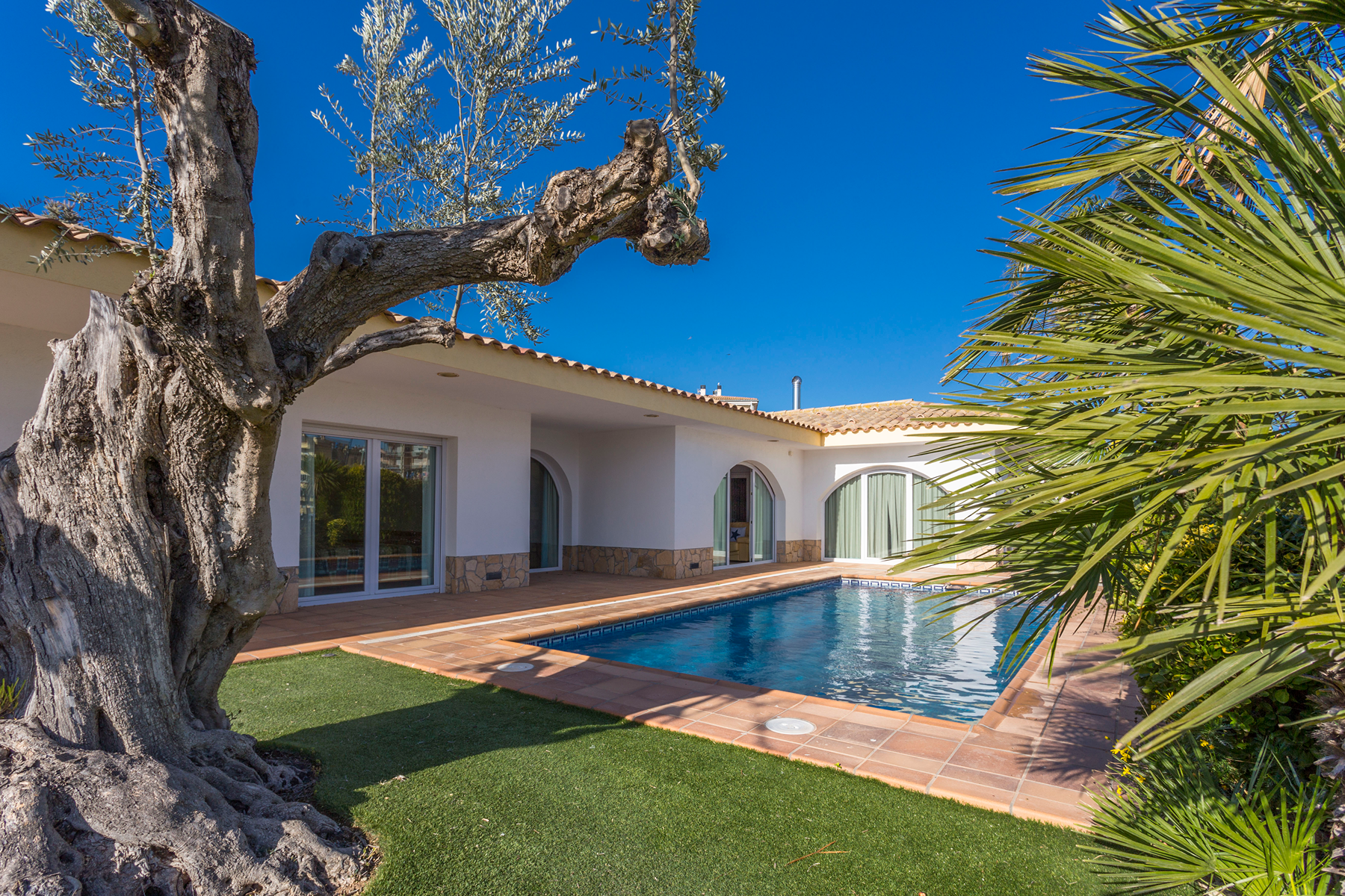  Villa with private mooring and pool in Roses - 物件實景