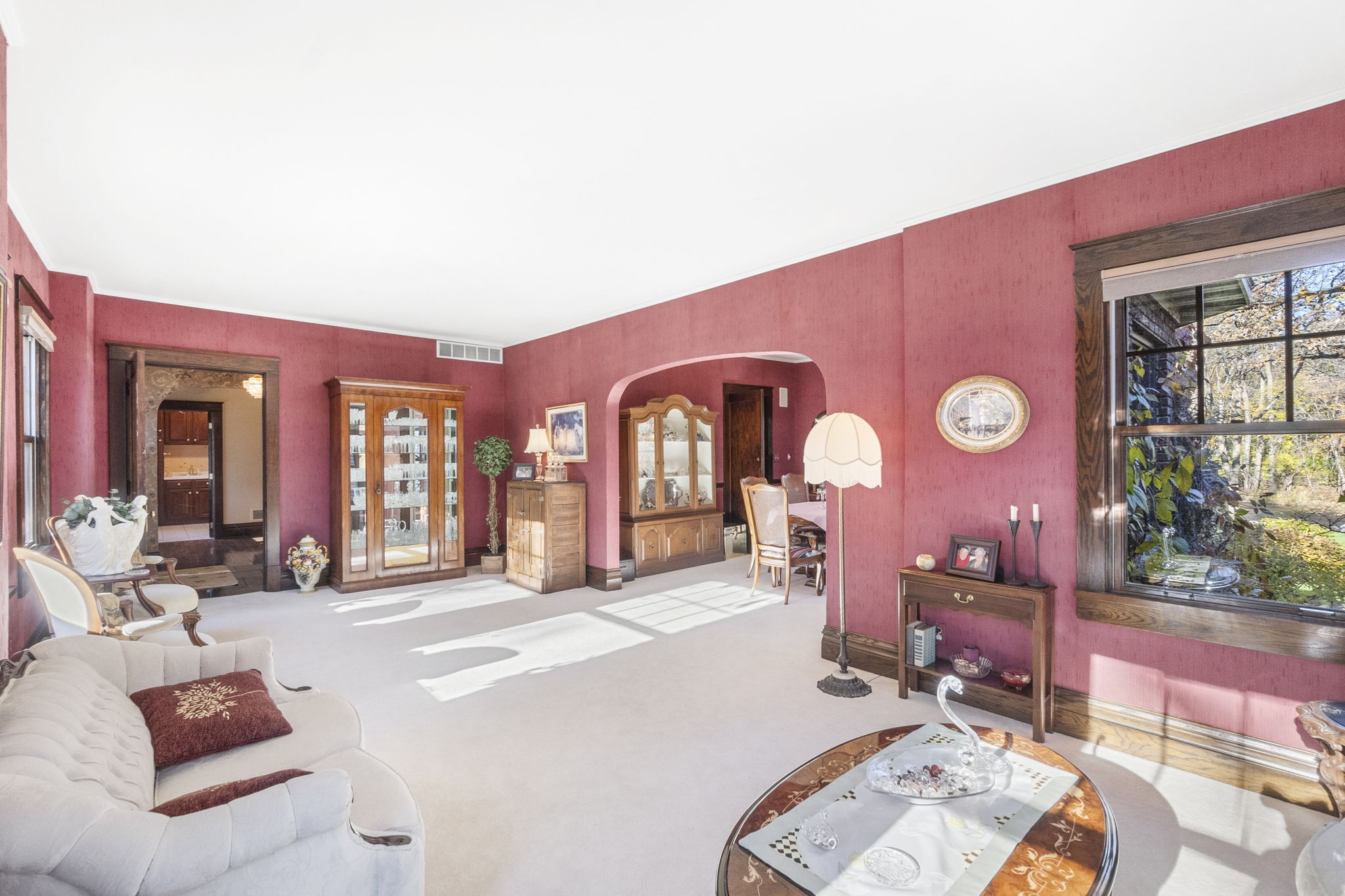 Mason City, Iowa, 50401, United States, 5 Bedrooms Bedrooms, ,3 BathroomsBathrooms,Residential,For Sale,1974101