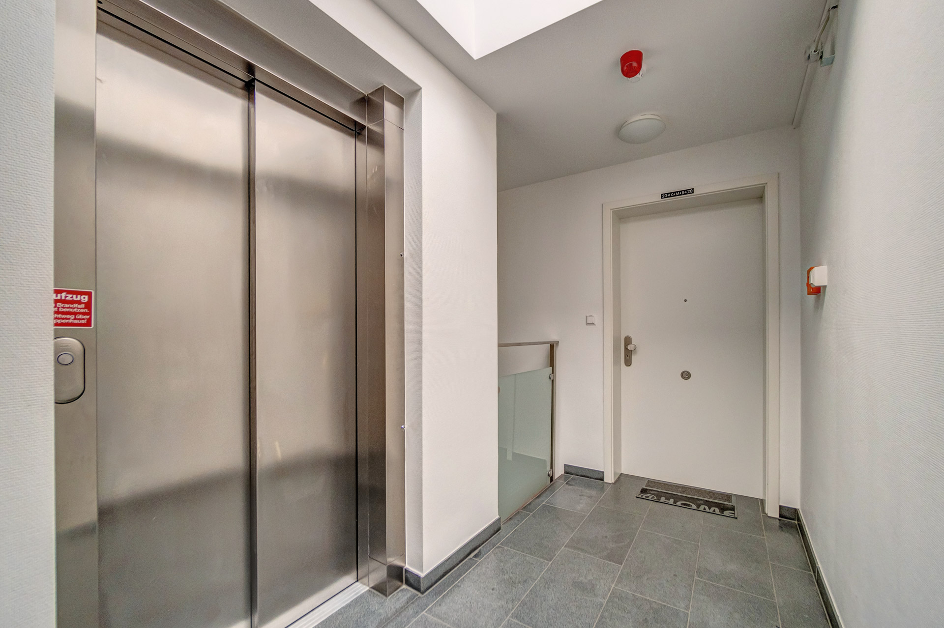  Modern penthouse in sought-after residential area - 物件實景