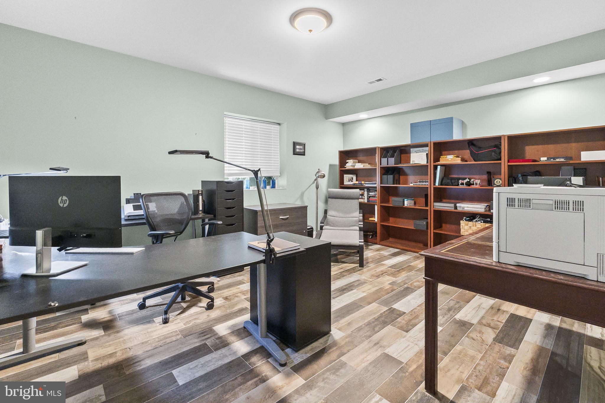 Owings, Maryland, 20736, United States, 6 Bedrooms Bedrooms, ,6 BathroomsBathrooms,Residential,For Sale,2049408
