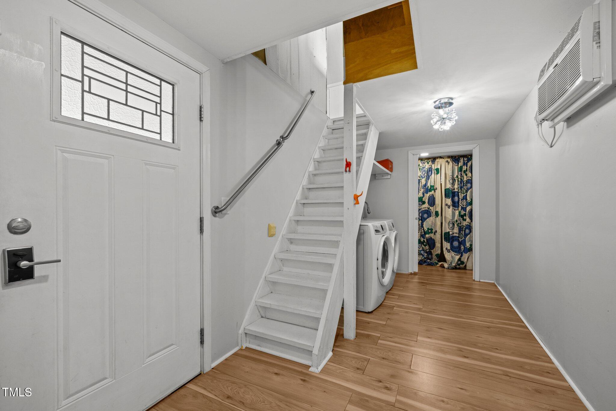 Raleigh, North Carolina, 27606, United States, 5 Bedrooms Bedrooms, ,2 BathroomsBathrooms,Residential,For Sale,1857756