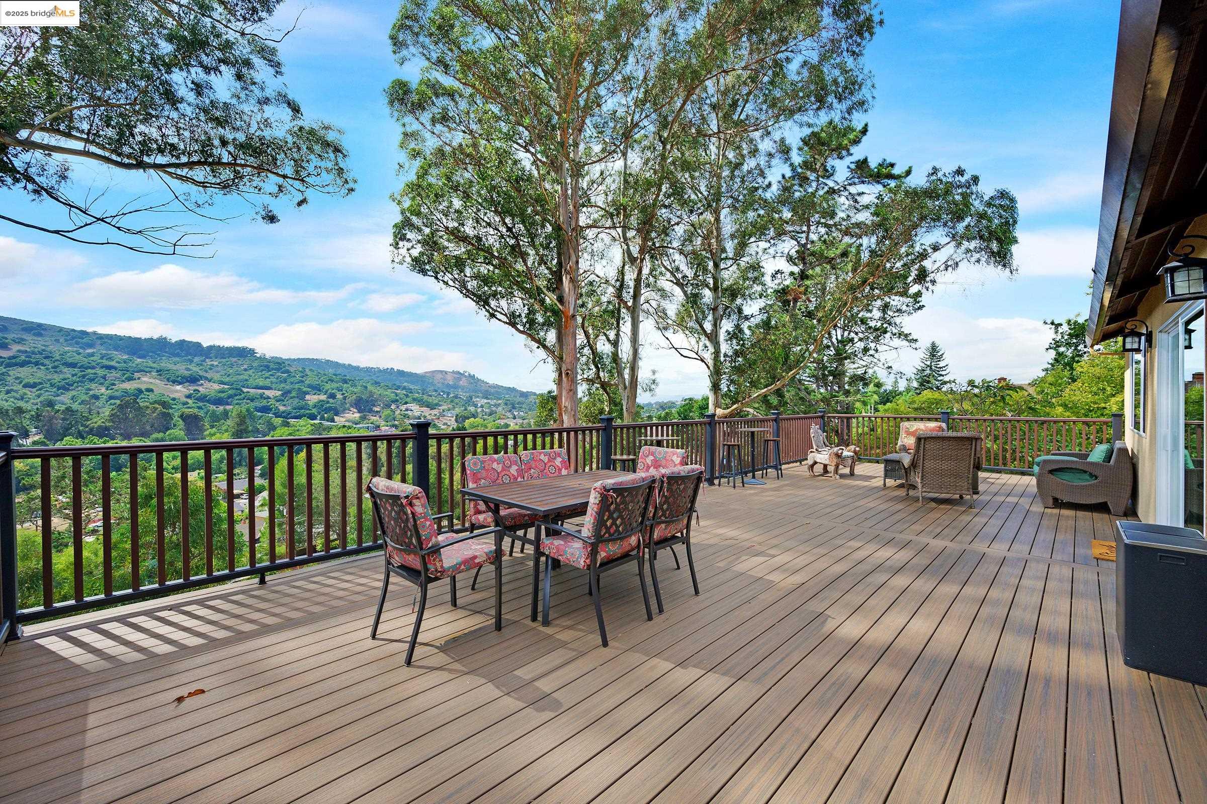 El Sobrante, California, 94803, United States, 4 Bedrooms Bedrooms, ,3 BathroomsBathrooms,Residential,For Sale,1986532