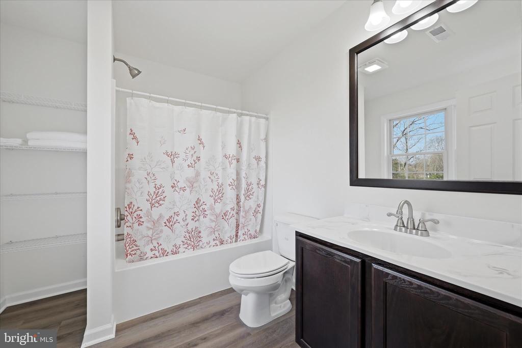 Boyce, Virginia, 22620, United States, 3 Bedrooms Bedrooms, ,3 BathroomsBathrooms,Residential,For Sale,2032757