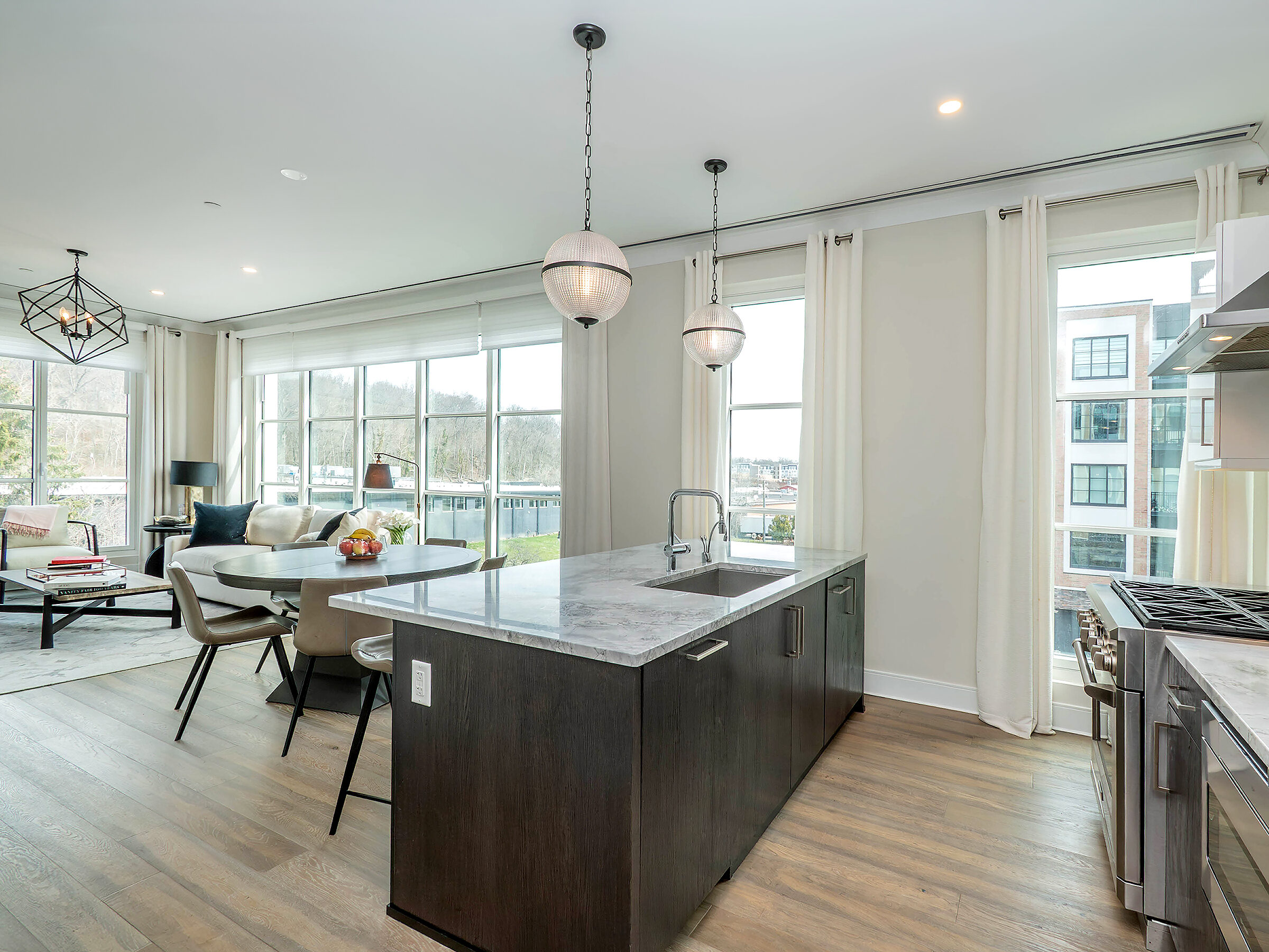  100 Garvies Point Road, Glen Cove, NY, 11542 - 物件實景