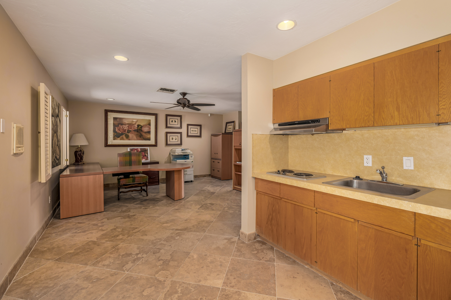 Paradise Valley, Arizona, 85253, United States, 4 Bedrooms Bedrooms, ,8 BathroomsBathrooms,Residential,For Sale,1914345