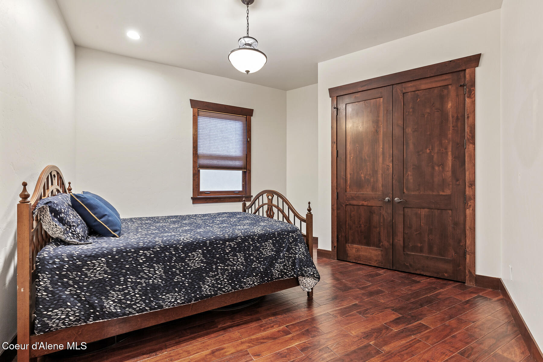 Coeur d'Alene, Idaho, 83814, United States, 4 Bedrooms Bedrooms, ,4 BathroomsBathrooms,Residential,For Sale,1978612