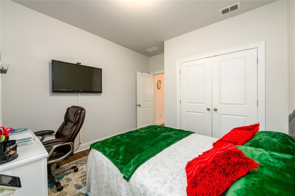 Cumming, Georgia, 30028, United States, 4 Bedrooms Bedrooms, ,3 BathroomsBathrooms,Residential,For Sale,1840509