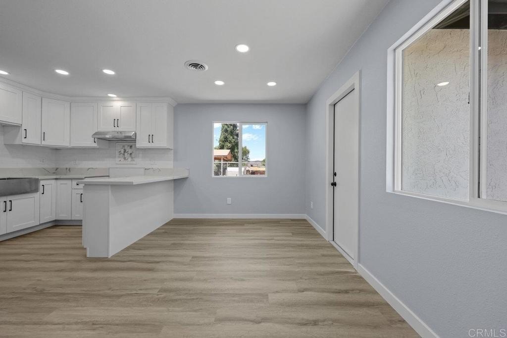 Santee, California, 92071, United States, 3 Bedrooms Bedrooms, ,2 BathroomsBathrooms,Residential,For Sale,1925714