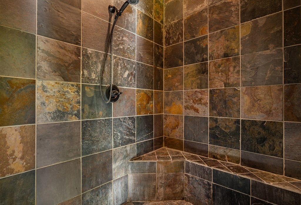 Mineral Bluff, Georgia, 30559, United States, 3 Bedrooms Bedrooms, ,3 BathroomsBathrooms,Residential,For Sale,1986292